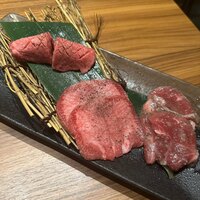 中目黒焼肉 登牛門 - 