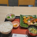 大戸屋 - 