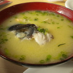 長崎港宝洋丸 - アラ汁、２００円。