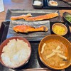 炭火焼干物定食 しんぱち食堂 エミオ田無店