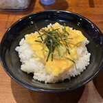 横浜家系ラーメン 三郷家 - 玉子まぶし100円。