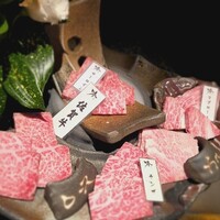 個室 和牛焼肉 吟 難波店 - 