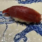 鮨旬美西川 - 漬けまぐろ握り