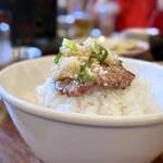 塩タン オンザライス