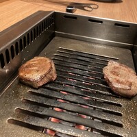 焼肉 矢澤 東京 - 焼き焼き！