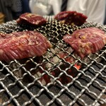 炭火焼肉ホルモンさわいし - 