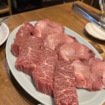 炭火焼肉ホルモンさわいし - 