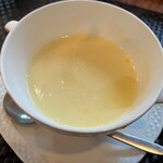 スロー レストラン リード - 