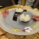 煌 焼肉 - レアローストビーフと黒毛和牛のタルタル　