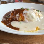 らんぷ - ダブルソースオムライス