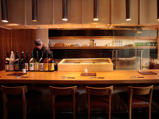 Nitakiya Kinsai - シックでモダンな空間でシーンを選ばず食事が楽しめます