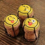 トリワイン ＰＩＫＯＳＨＨＨＵ - ９５８サンテロのコルク栓