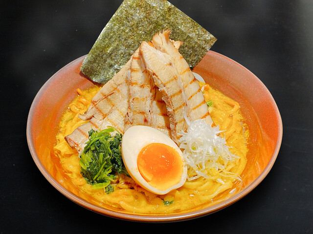 西麻布にあるカレーラーメンのお店』by ケン犬 : しゅういち