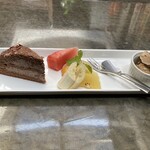 くるみの実 - ケーキ夏