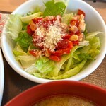 すき家 - シーザーサラダ