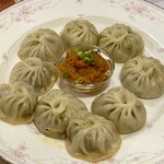 ドバン - モモ