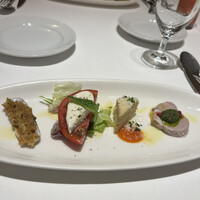 マンジャーモ - 