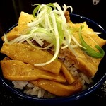 俺の中華たなか家 - 「つけ麺醤油」のトッピング類をご飯へ移設♦　「アレンジミニチャーシュー丼」の出来上がり＼(^o^)／　スープをかけて食べるとこれまた旨し♥