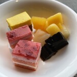 クィーンオブタイランド 横浜 - 