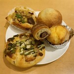 ブーランジェリ･エ･カフェ　オブジェ - 栗とさつまいも♡エクレアクリーム♡ルネッサンス♡プロヴァンス♡ネギとみそベーコン♡