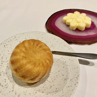 La Vallee d'Or - 自家製のミルクパンと自家製バター