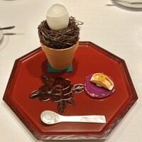 La Vallee d'Or - 季節のアミューズは鎌倉彫のお盆で