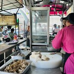 Go-Ang Kaomunkai Pratunam - 