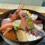 旬彩 ごちそう - 海鮮丼