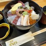 旬彩 ごちそう - 海鮮丼