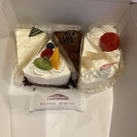 シャトレーゼ - 料理写真:左からダブルチーズケーキ•果実たっぷりショート•バリバリチョコショート•Pショートケーキ山梨県産白桃•S P苺ショート