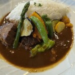 マッケンジーファーム - 牛肉と野菜のカレー