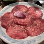 神泉ホルモン 三百屋 - 