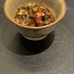 はすのみ - 前菜　北海道　放牧牛の黒酢煮込み　めちゃくちゃ柔らかくて美味しいです！