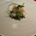 はすのみ - アオリイカ　湯引き　中国山椒ソース　食感豊かで甘みのあるアオリイカ。山椒の香りがとても心地よいですねぇ。日本酒合いますよー