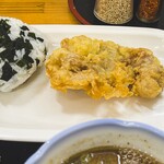 麺紡 - 三陸わかめおむすびと鶏天