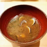 鮨 奥 - 赤だしには蜆と青海苔