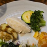 キッチン ブルー グローブ - ポテサラが嬉しい