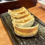 24時間 餃子酒場 - 