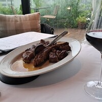 BEEF STEAK CLUB KIYO GINZA - 角の眺めの良いお席に案内されて良かった✨