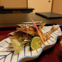 たか田八祥 - 鮎の塩焼き食べ比べ