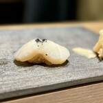 名駅 鮨 天野 - 帆立