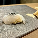 名駅 鮨 天野 - 平目