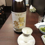 居酒屋 味山海 - 朝日鷹 本醸造 750円　(2024.5)