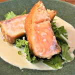 チェルビアット - サーモンのカツレツ ゴルゴンゾーラのクリームソース