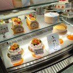 ブランシェ - もちろん、ホールもあります。