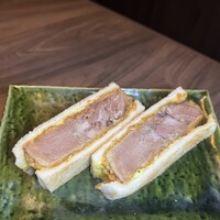 近江うし焼肉 にくTATSU 日本橋室町店 - 
