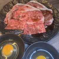 近江うし焼肉 にくTATSU 日本橋室町店 - 