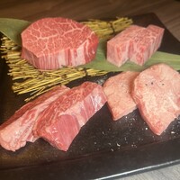 近江うし焼肉 にくTATSU 日本橋室町店 - 
