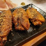 もん家 - 手羽先揚げ