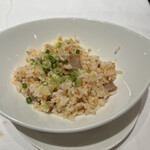 黄鶴 - 豚ばら肉ととびこ入り炒飯